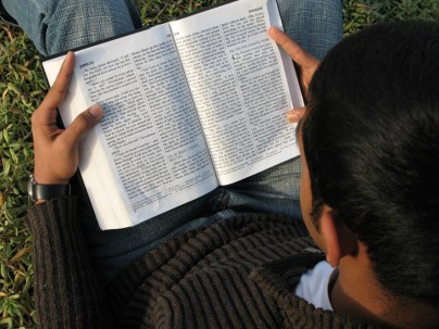 Reading-Bible-pd